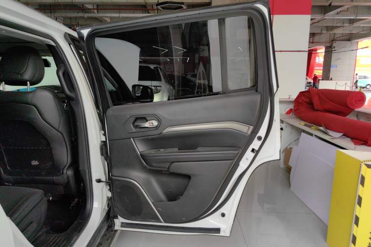 Used Jeep Grand Commander 2020 2.0T Two-Wheel Drive Leading Edition Right Rear Door Interior
