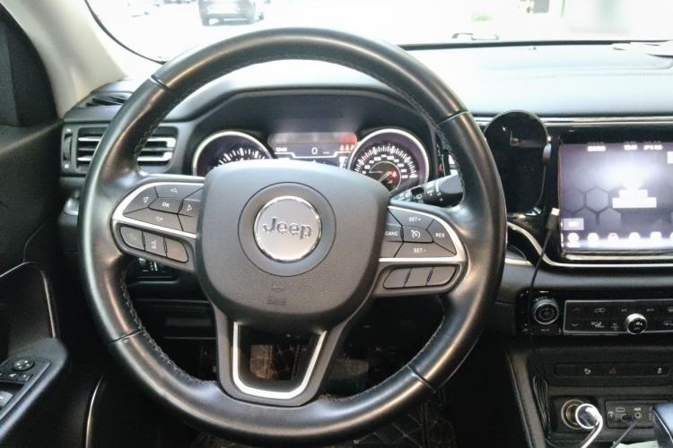 Used Jeep Grand Commander 2020 2.0T Two-Wheel Drive Elite Version Steering Wheel