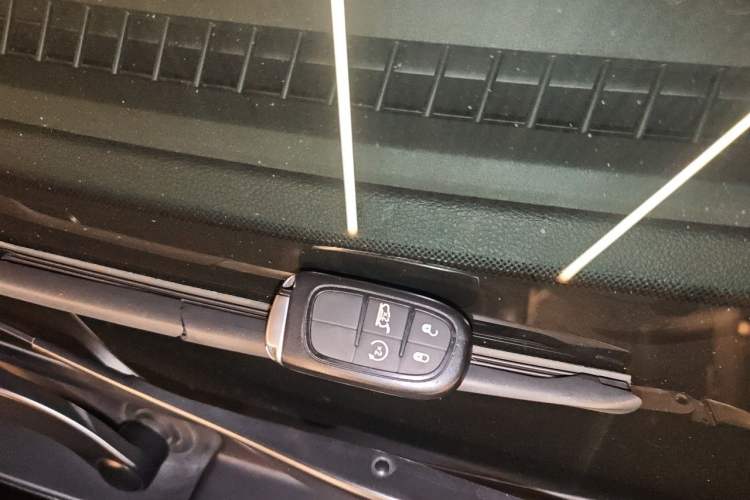 Used Jeep Grand Commander 2020 2.0T Four-Wheel Drive Elite Enhanced Edition Vehicle Key