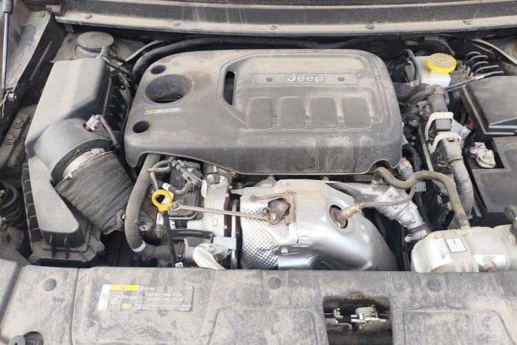 Used Jeep Grand Commander 2021 2.0T Four-Wheel Drive 80th Anniversary Edition Engine Bay