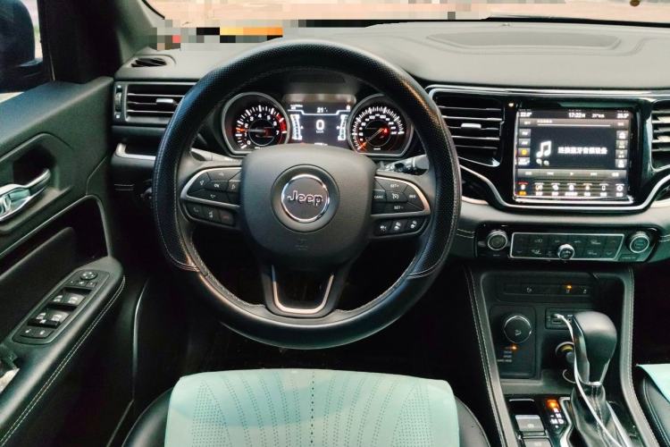 Used Jeep Grand Commander 2021 2.0T Four-Wheel Drive 80th Anniversary Edition Steering Wheel