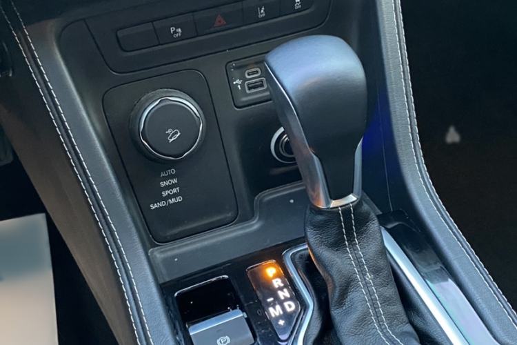 Used Jeep Grand Commander 2021 2.0T Four-Wheel Drive 80th Anniversary Edition Gear Lever