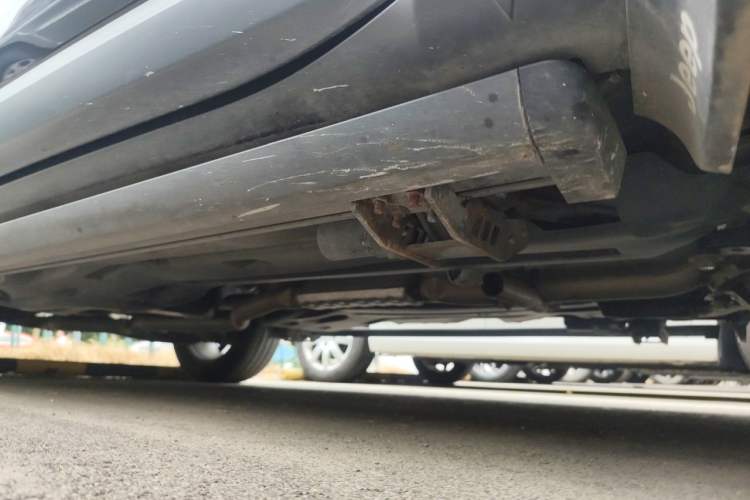 Used Jeep Grand Commander 2022 2.0T Two-Wheel Drive Elite Version Chassis Front Right