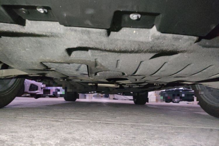 Used Jeep Grand Commander 2022 2.0T Two-Wheel Drive Elite Version Chassis Front