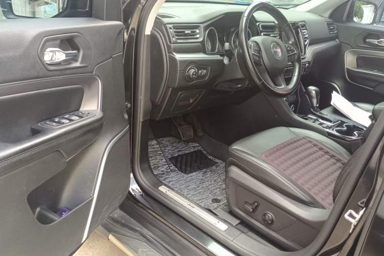 Used Jeep Grand Commander 2022 2.0T Four-Wheel Drive Luxury Edition Driver Seat