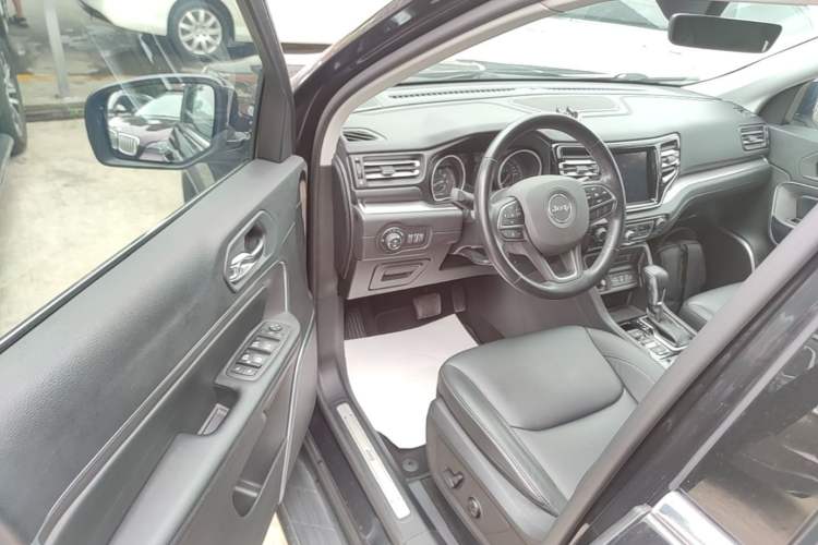 Used Jeep Grand Commander 2022 2.0T Two-Wheel Drive Luxury Version Driver Seat