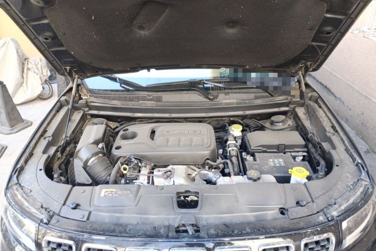 Used Jeep Grand Commander 2022 2.0T Four-Wheel Drive Luxury Edition Engine Bay