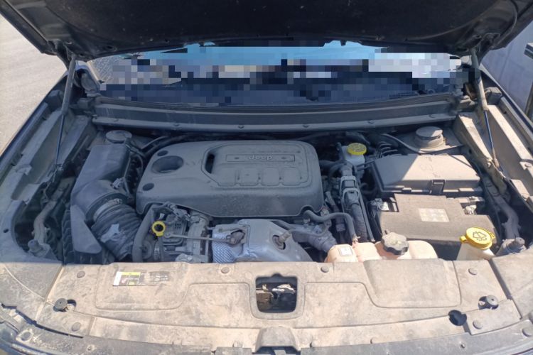Used Jeep Grand Commander 2022 2.0T Four-Wheel Drive Luxury Edition Engine Bay