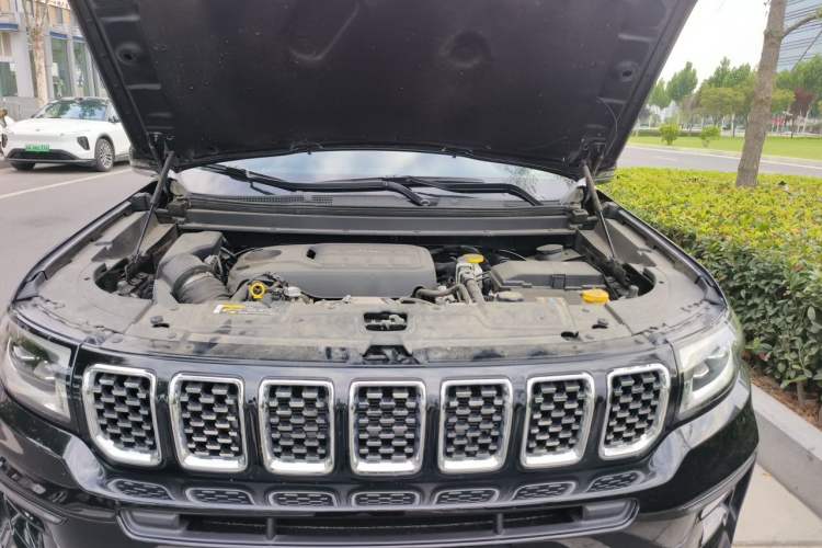 Used Jeep Grand Commander 2022 2.0T Four-Wheel Drive Luxury Edition Engine Bay