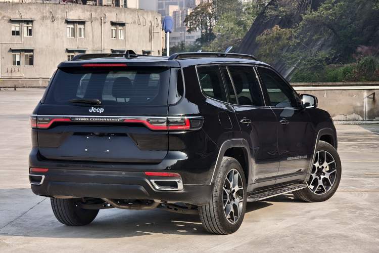 Used Jeep Grand Commander 2022 2.0T Two-Wheel Drive Elite Version Exterior 1