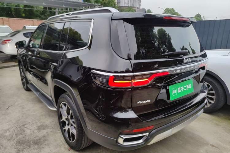 Used Jeep Grand Commander 2022 2.0T Two-Wheel Drive Luxury Version Exterior 2