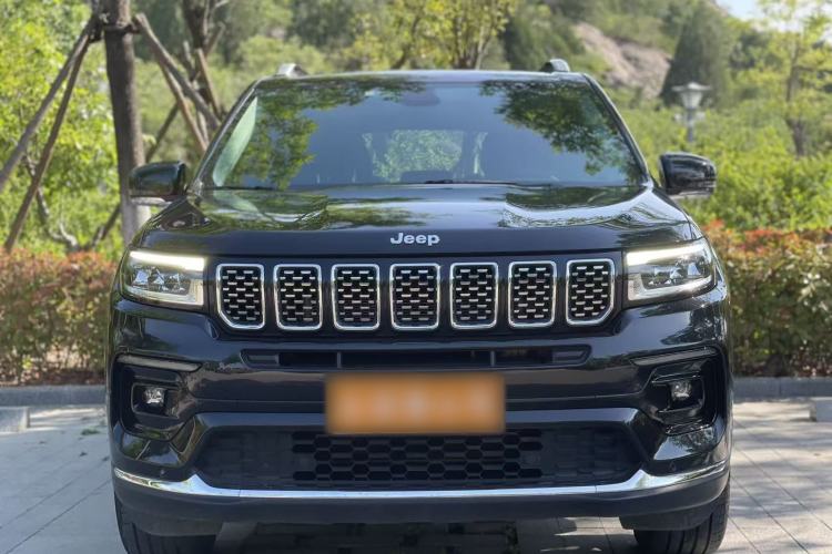 Used Jeep Grand Commander 2022 2.0T Two-Wheel Drive Luxury Version Exterior 3