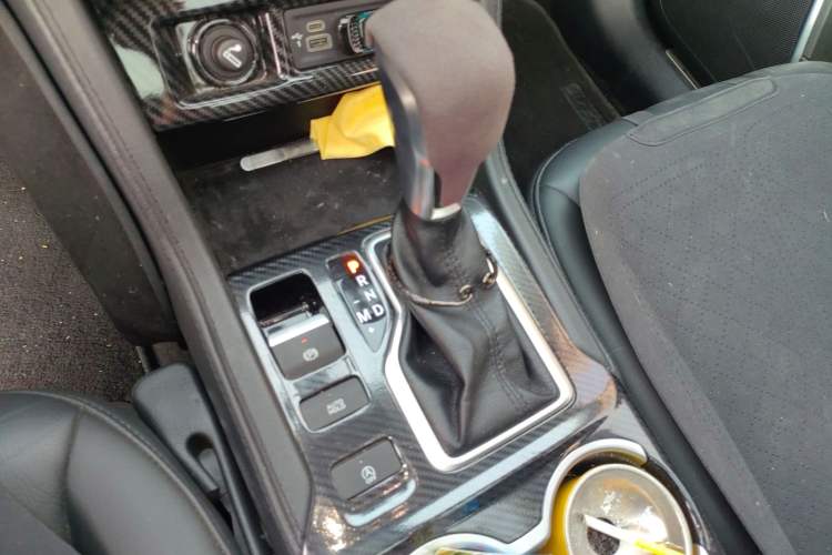 Used Jeep Grand Commander 2022 2.0T Two-Wheel Drive Luxury Version Gear Lever