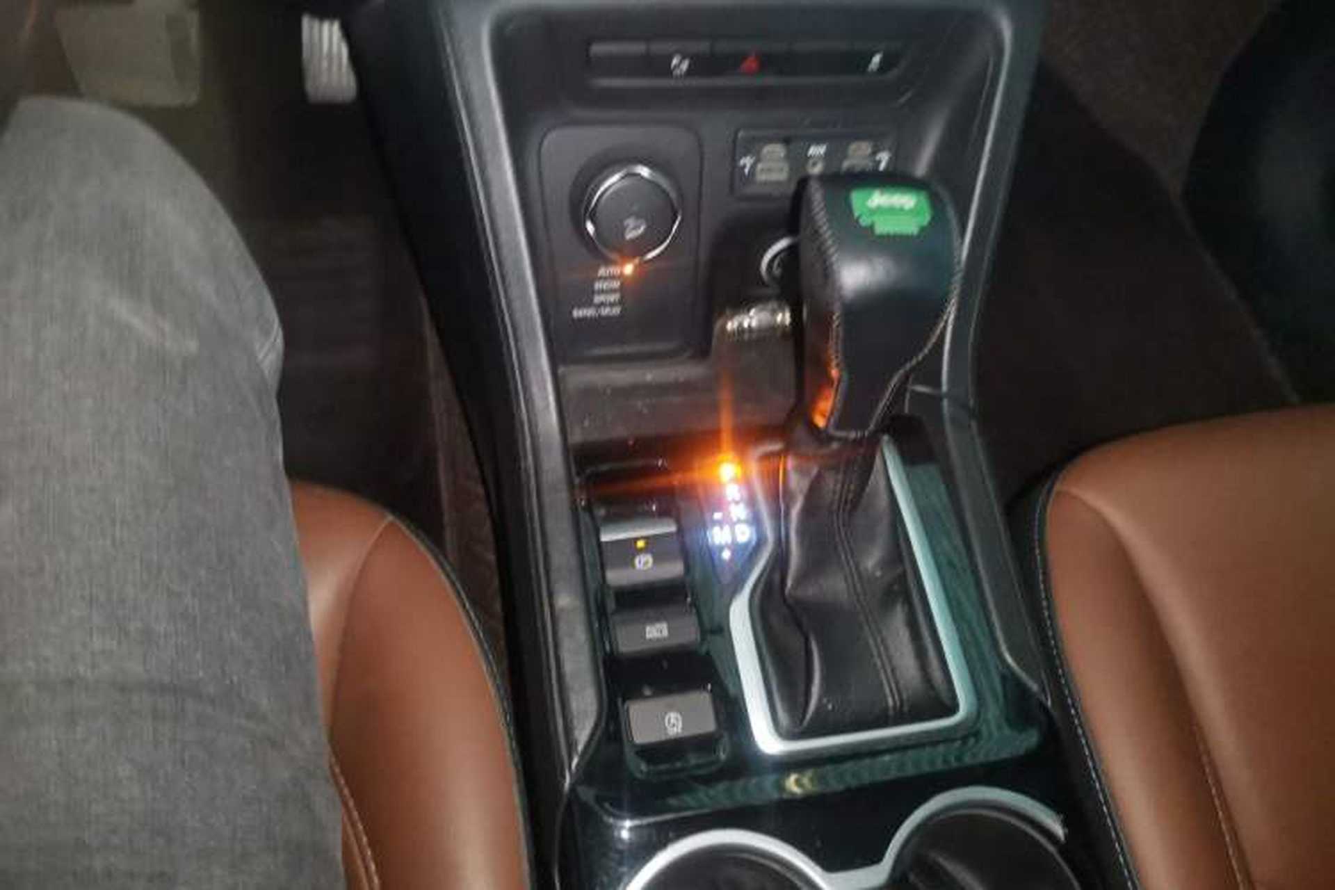 Used Jeep Grand Commander 2022 2.0T Four-Wheel Drive Luxury Edition Gear Lever