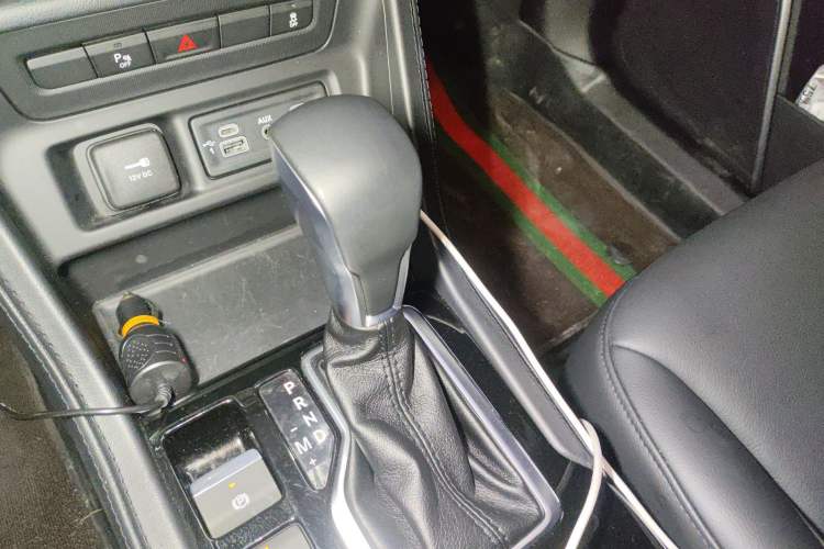 Used Jeep Grand Commander 2022 2.0T Two-Wheel Drive Elite Version Gear Lever