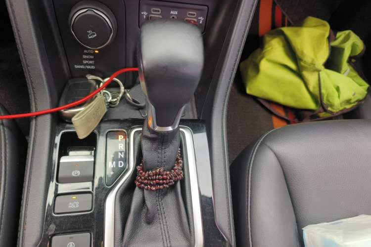 Used Jeep Grand Commander 2022 2.0T Four-Wheel Drive Luxury Edition Gear Lever