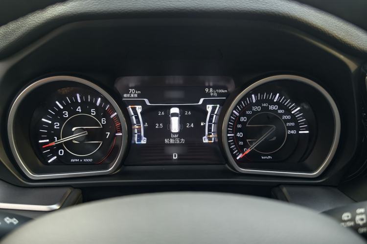 Used Jeep Grand Commander 2022 2.0T Two-Wheel Drive Elite Version Instrument Cluster