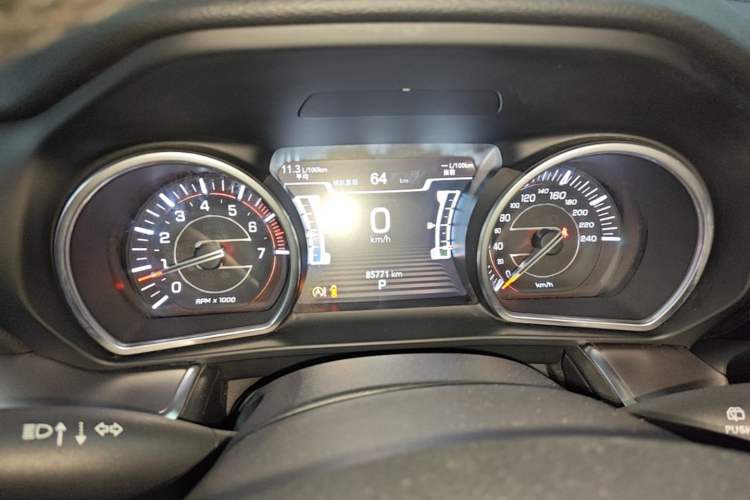Used Jeep Grand Commander 2022 2.0T Two-Wheel Drive Luxury Version Instrument Cluster