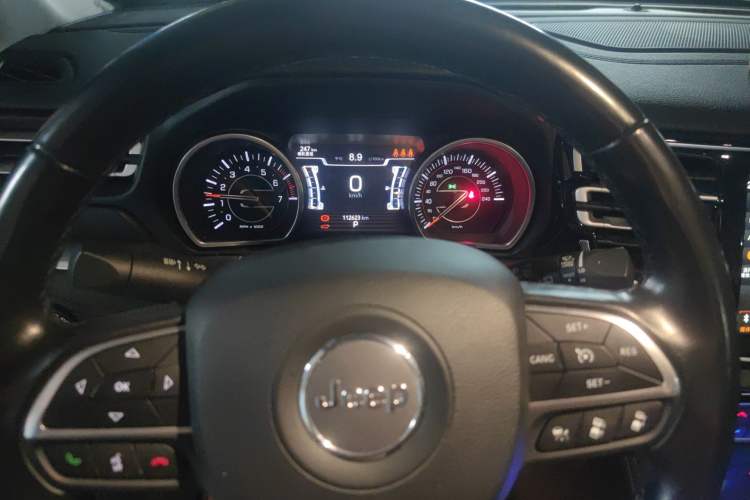 Used Jeep Grand Commander 2022 2.0T Four-Wheel Drive Luxury Edition Instrument Cluster