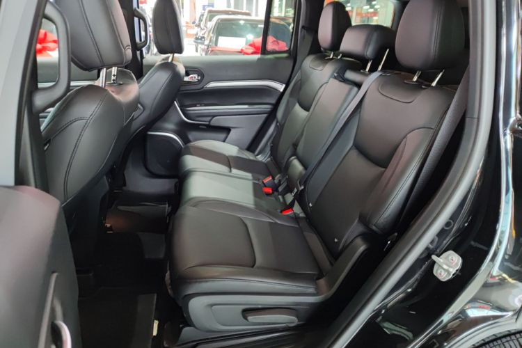 Used Jeep Grand Commander 2022 2.0T Four-Wheel Drive Luxury Edition Interior 1