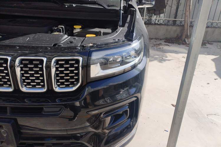 Used Jeep Grand Commander 2022 2.0T Two-Wheel Drive Luxury Version Left Front Headlight