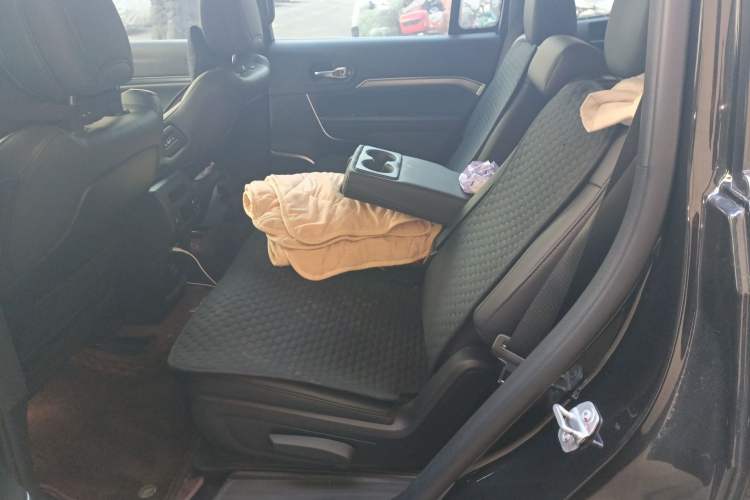 Used Jeep Grand Commander 2022 2.0T Four-Wheel Drive Luxury Edition Left Rear Seat