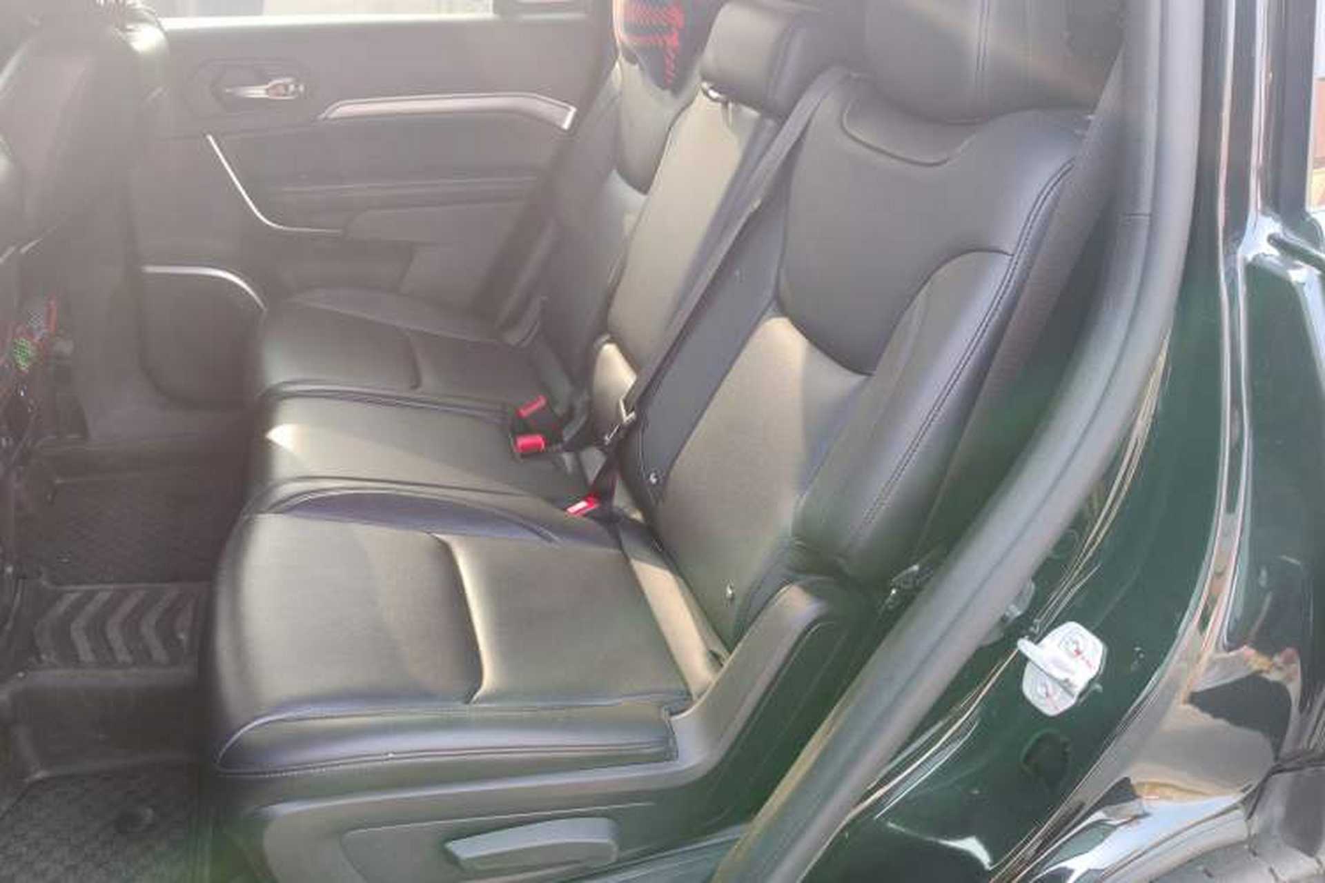 Used Jeep Grand Commander 2022 2.0T Two-Wheel Drive Luxury Version Left Rear Seat