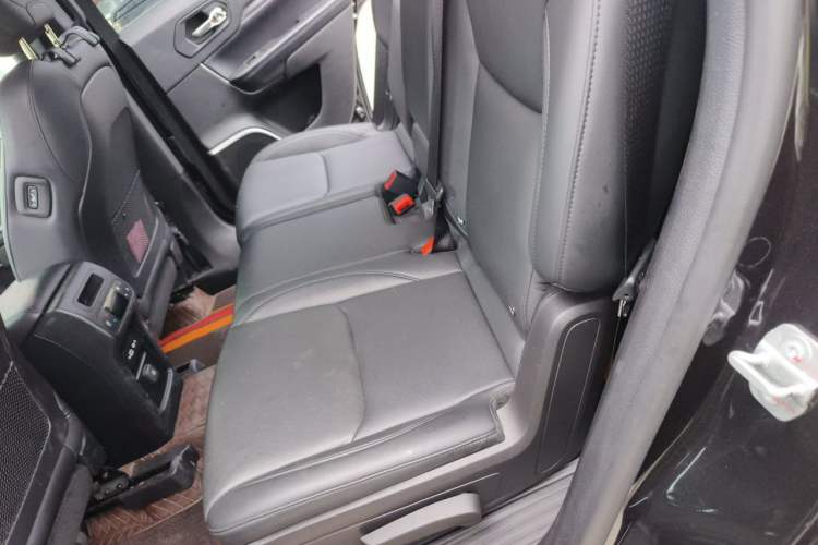 Used Jeep Grand Commander 2022 2.0T Four-Wheel Drive Luxury Edition Left Rear Seat