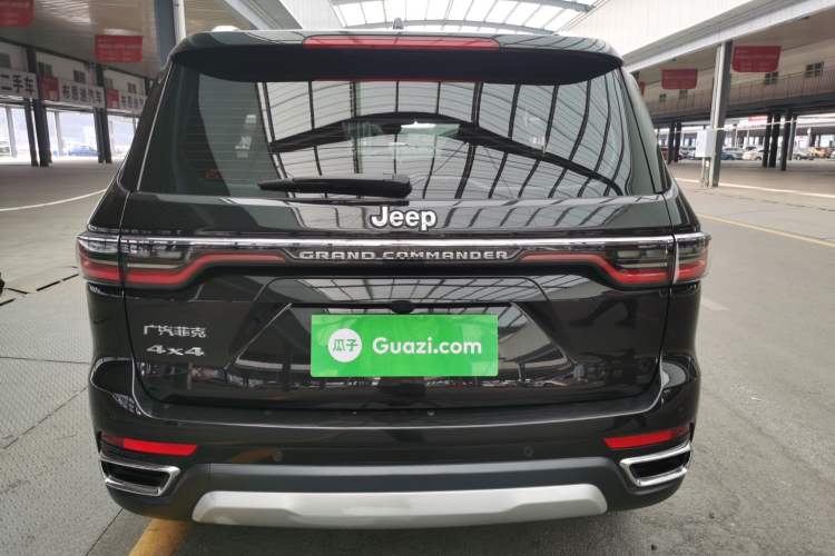 Used Jeep Grand Commander 2022 2.0T Four-Wheel Drive Luxury Edition Rear