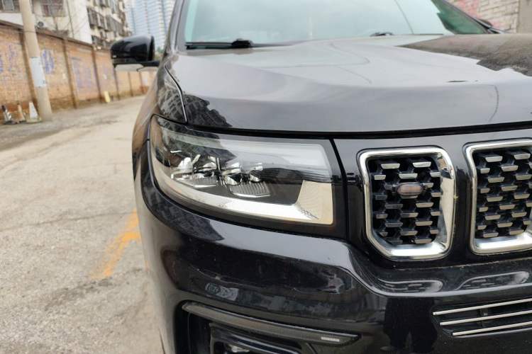 Used Jeep Grand Commander 2022 2.0T Four-Wheel Drive Luxury Edition Right Front Headlight