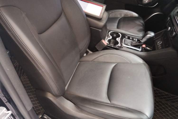 Used Jeep Grand Commander 2022 2.0T Two-Wheel Drive Luxury Version Right Front Seat