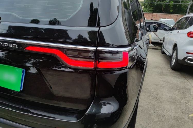 Used Jeep Grand Commander 2022 2.0T Two-Wheel Drive Luxury Version Right Rear Taillight