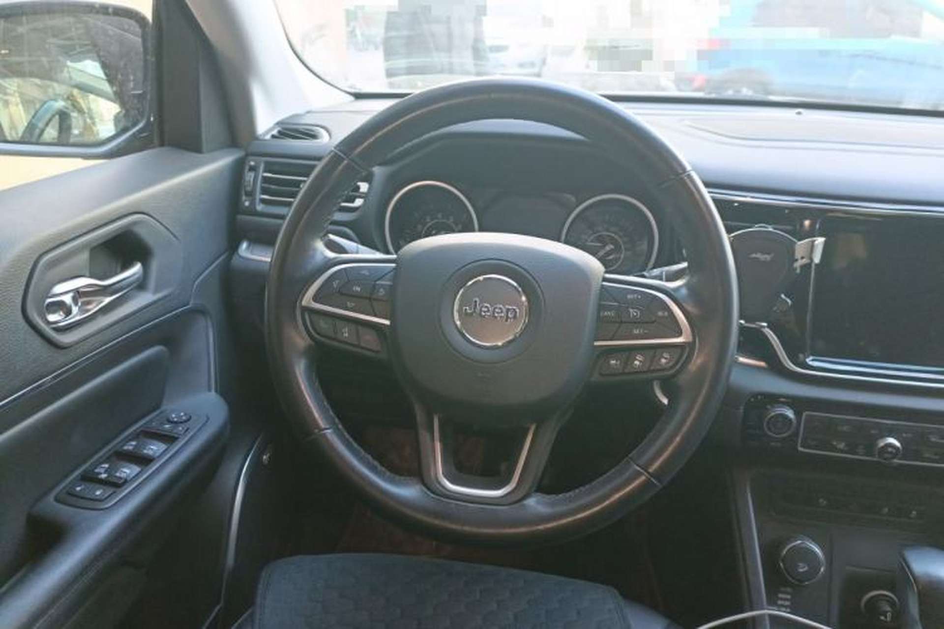 Used Jeep Grand Commander 2022 2.0T Four-Wheel Drive Luxury Edition Steering Wheel