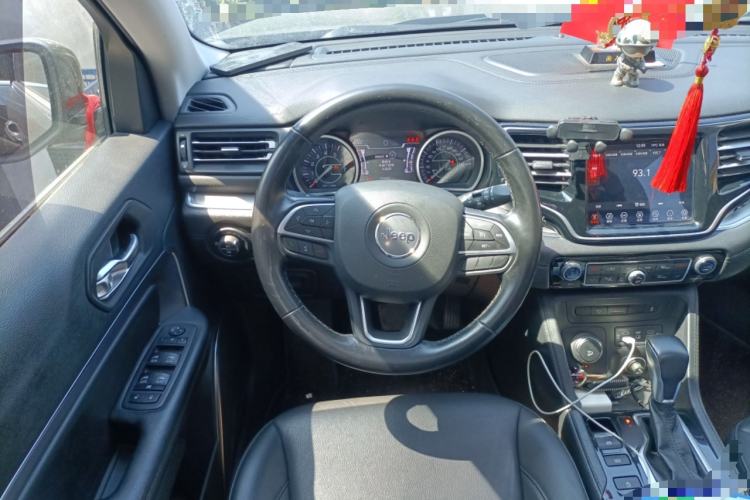 Used Jeep Grand Commander 2022 2.0T Four-Wheel Drive Luxury Edition Steering Wheel