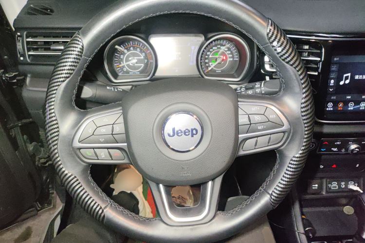Used Jeep Grand Commander 2022 2.0T Two-Wheel Drive Elite Version Steering Wheel