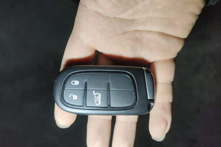 Used Jeep Grand Commander 2022 2.0T Two-Wheel Drive Elite Version Vehicle Key