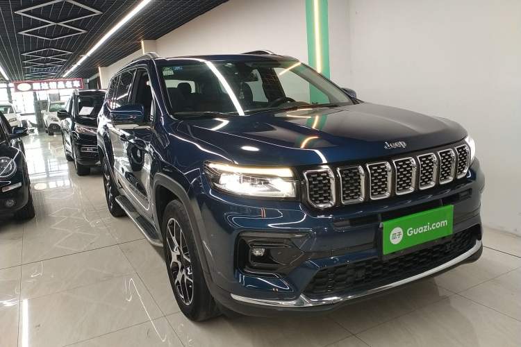 Used Jeep Grand Commander 2022 2.0T Two-Wheel Drive Luxury Version Front Right 45 Deg