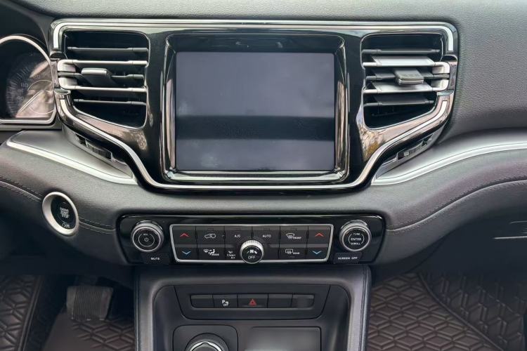 Used Jeep Grand Commander 2022 2.0T Four-Wheel Drive Luxury Edition Interior 15