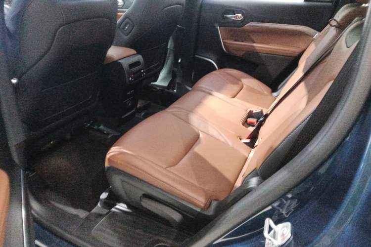 Used Jeep Grand Commander 2022 2.0T Four-Wheel Drive Luxury Edition Interior 4