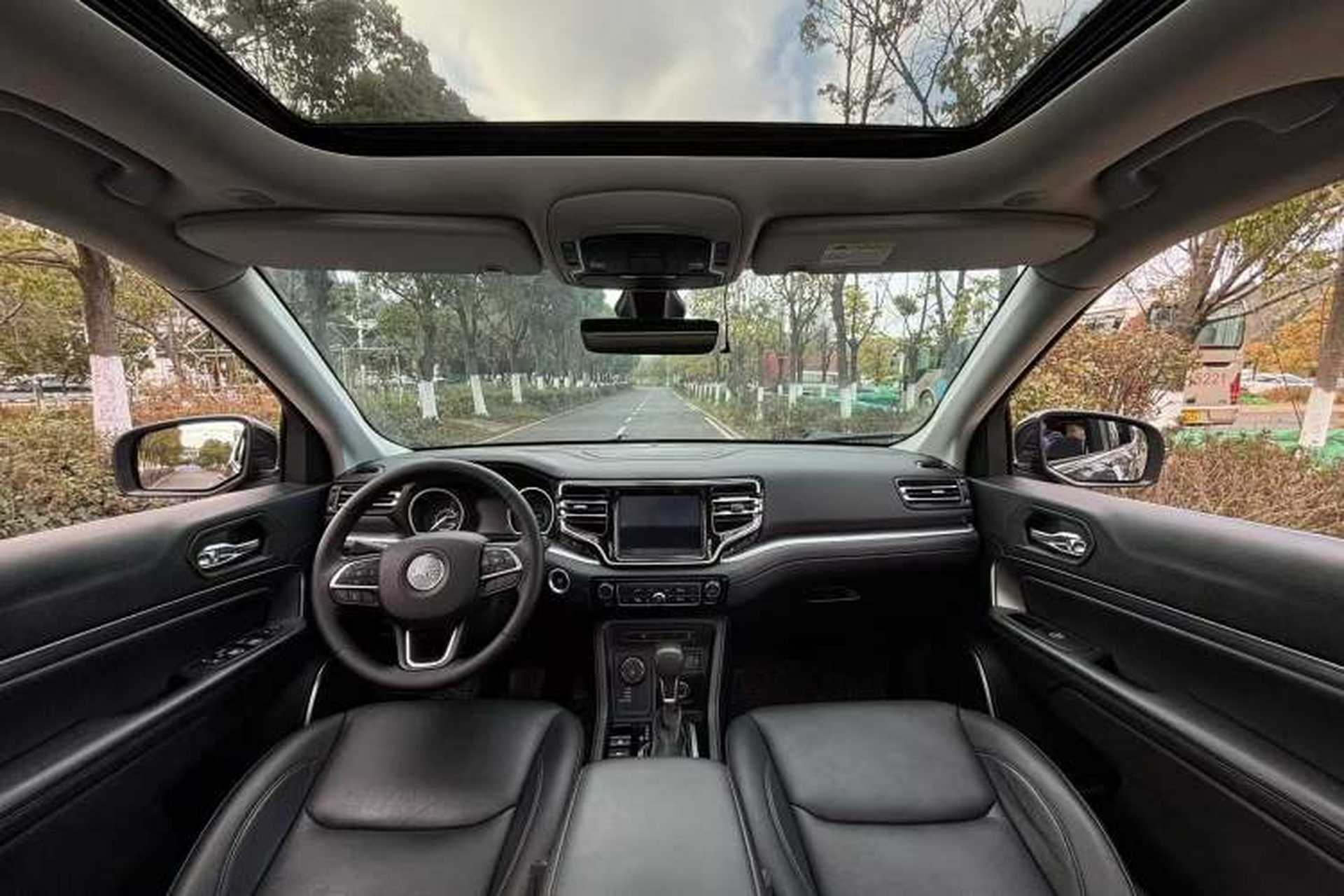 Used Jeep Grand Commander 2022 2.0T Four-Wheel Drive Luxury Edition Interior 6