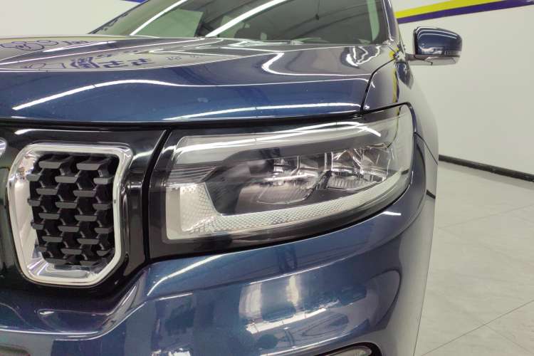 Used Jeep Grand Commander 2022 2.0T Two-Wheel Drive Elite Version Left Front Headlight
