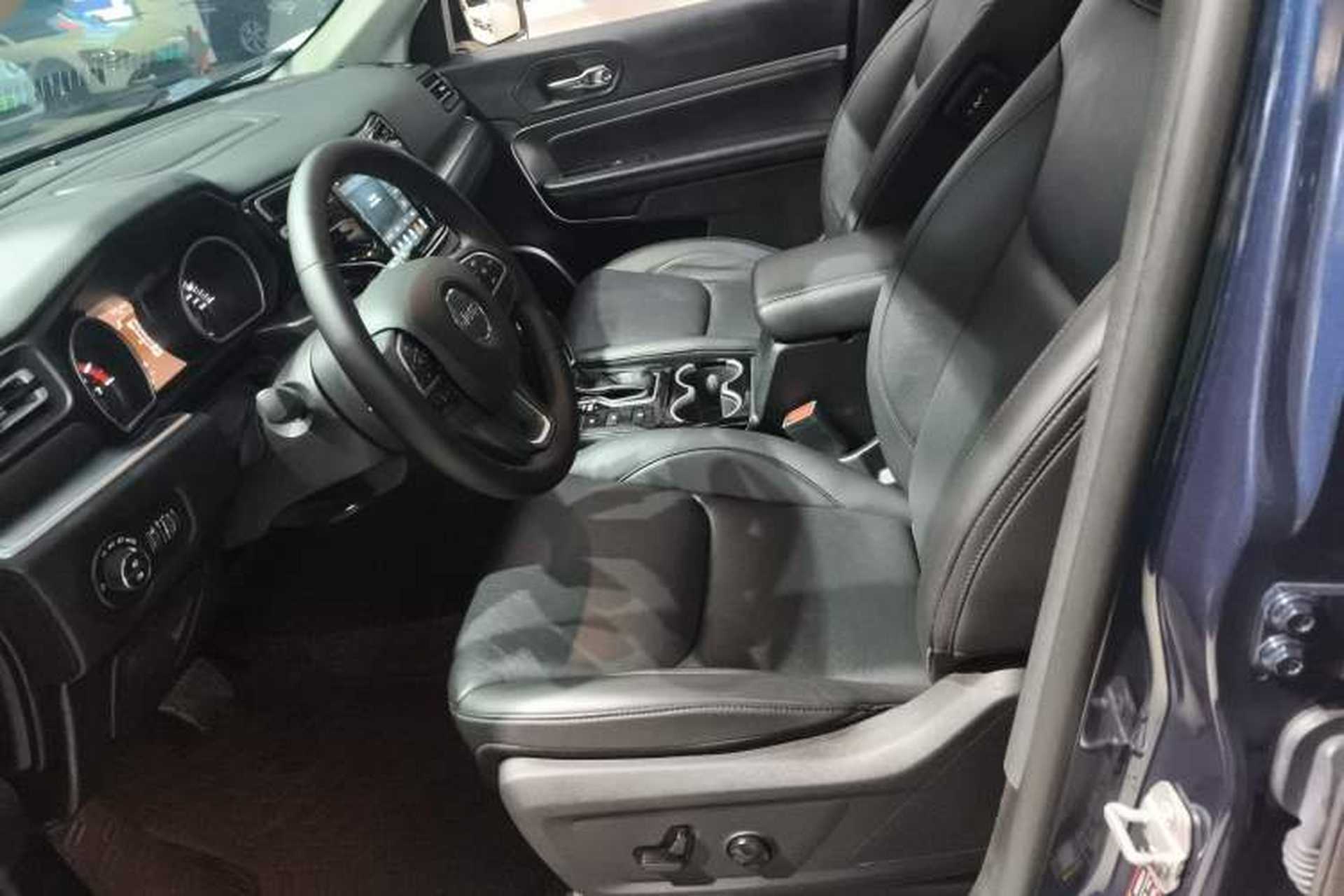 Used Jeep Grand Commander 2022 2.0T Four-Wheel Drive Luxury Edition Left Front Seat