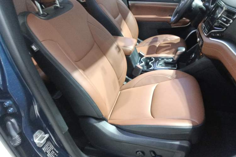 Used Jeep Grand Commander 2022 2.0T Four-Wheel Drive Luxury Edition Right Front Seat