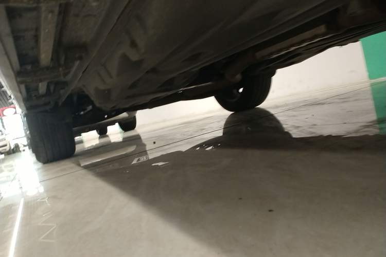 Used Jeep Grand Commander 2022 2.0T Two-Wheel Drive Luxury Version Right Side Sill