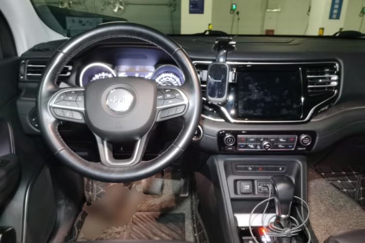 Used Jeep Grand Commander 2022 2.0T Two-Wheel Drive Elite Version Steering Wheel