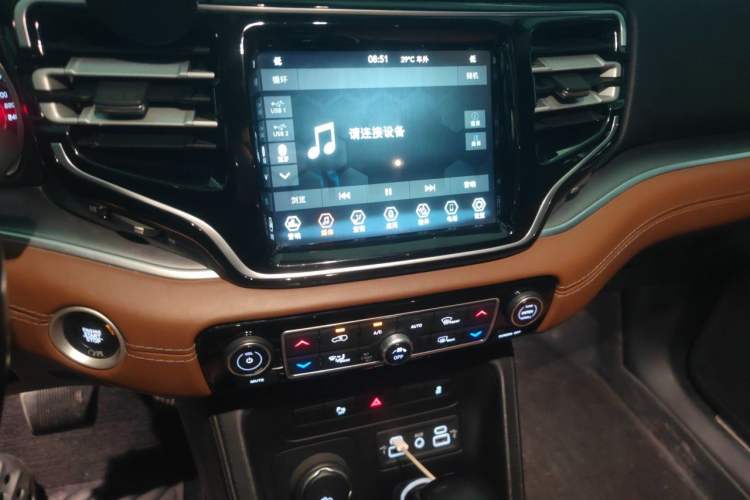 Used Jeep Grand Commander 2022 2.0T Four-Wheel Drive Luxury Edition Audio And AC Panel