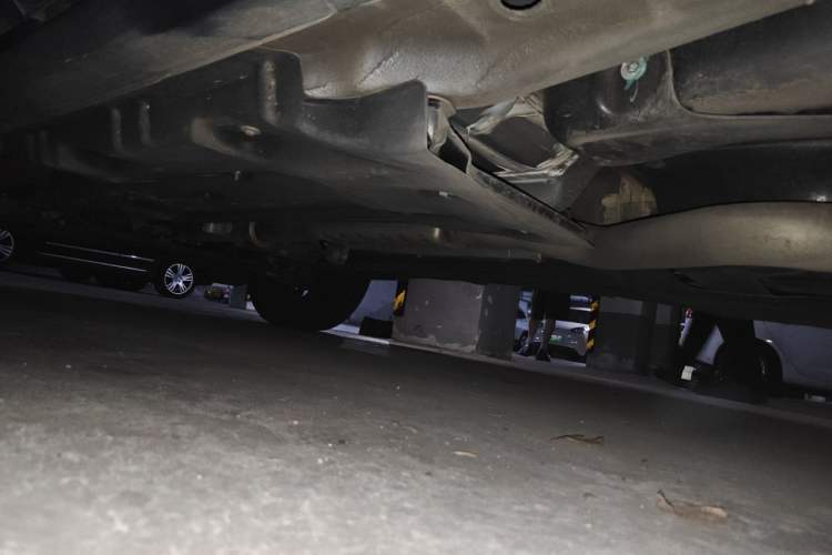 Used Jeep Grand Commander 2022 2.0T Two-Wheel Drive Elite Version Chassis Rear Left