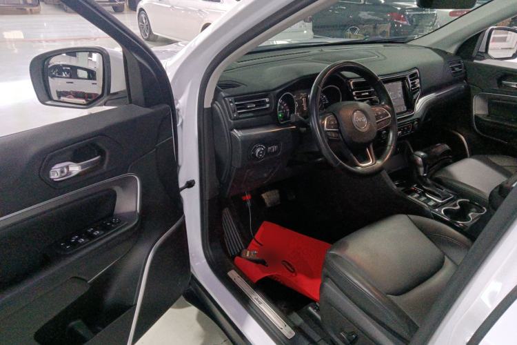 Used Jeep Grand Commander 2022 2.0T Two-Wheel Drive Luxury Version Driver Seat