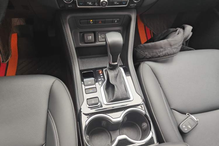 Used Jeep Grand Commander 2022 2.0T Two-Wheel Drive Elite Version Gear Lever