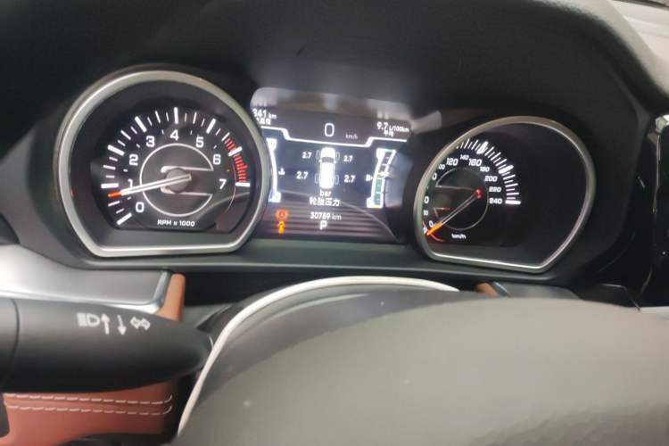 Used Jeep Grand Commander 2022 2.0T Two-Wheel Drive Luxury Version Instrument Cluster